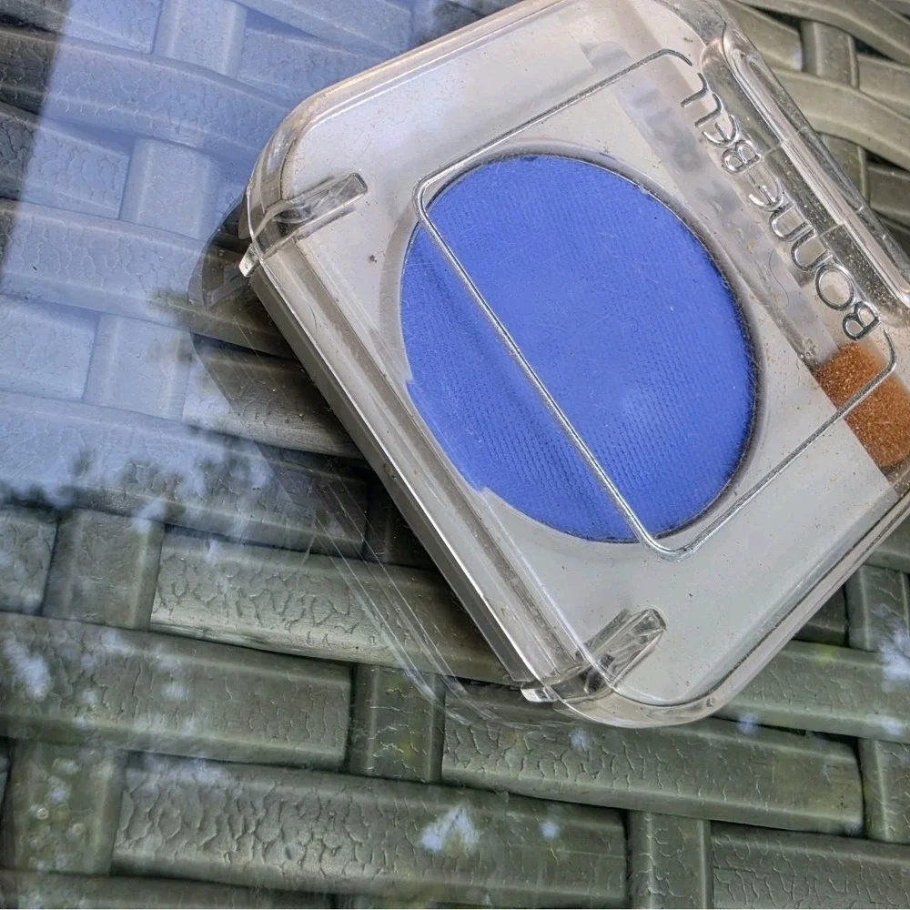 Vintage Bonne Bell Single Eyeshadow Matte Blue Clear Compact New Unused